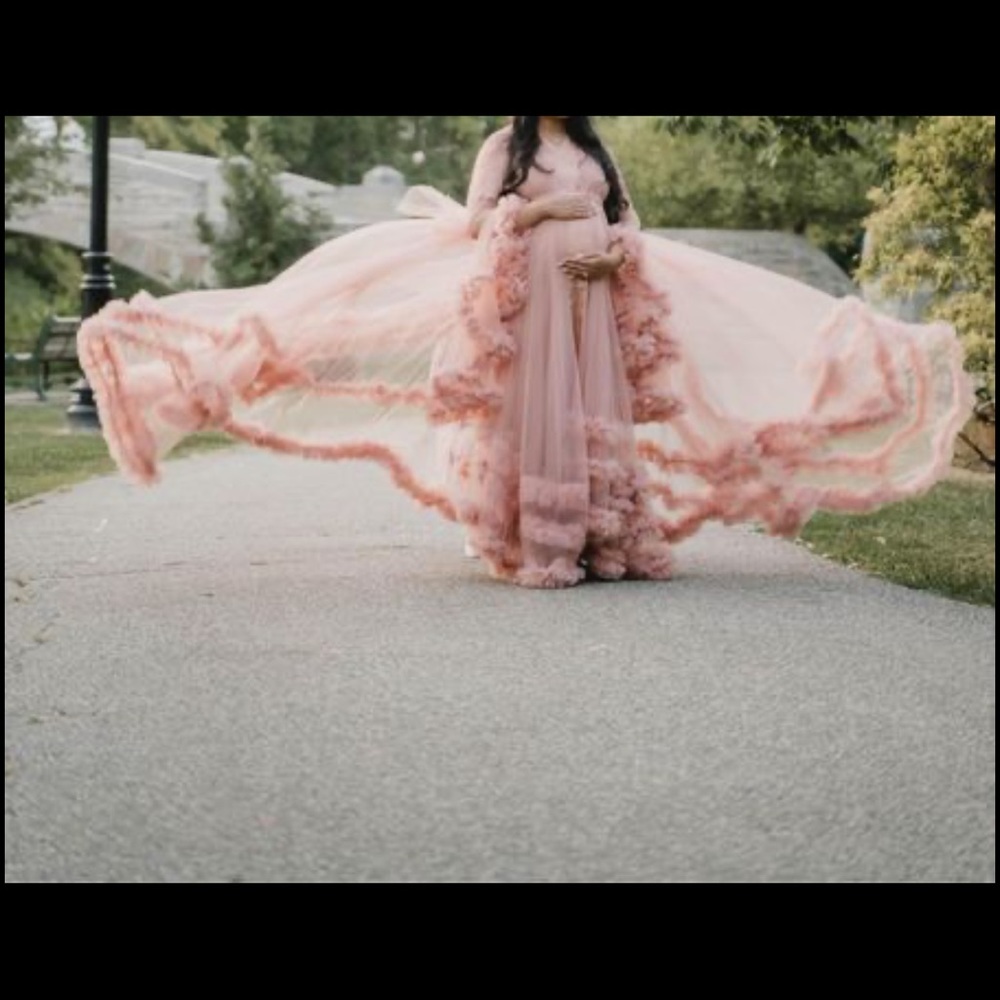 Maternity shoot dress